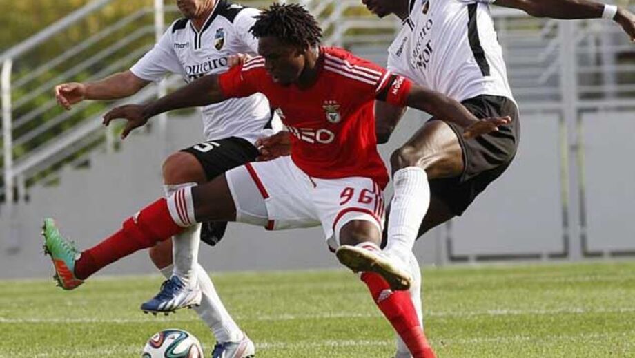 Dolly Menga e Fredy nos convocados de Angola