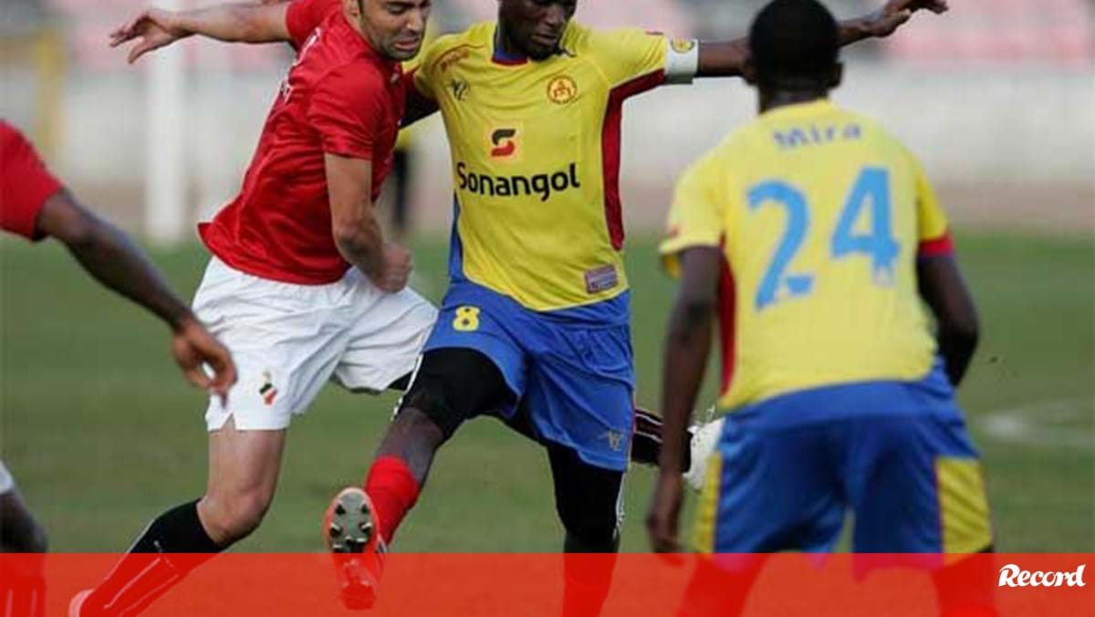 Girabola] Libolo e 1º de Agosto empatam. A luta no topo do Girabola  continua em aberto – Pró Desporto