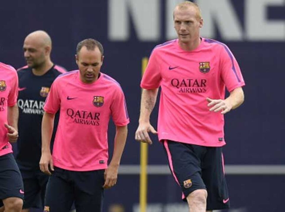 Barcelona: Iniesta e Mathieu de fora contra o Ajax
