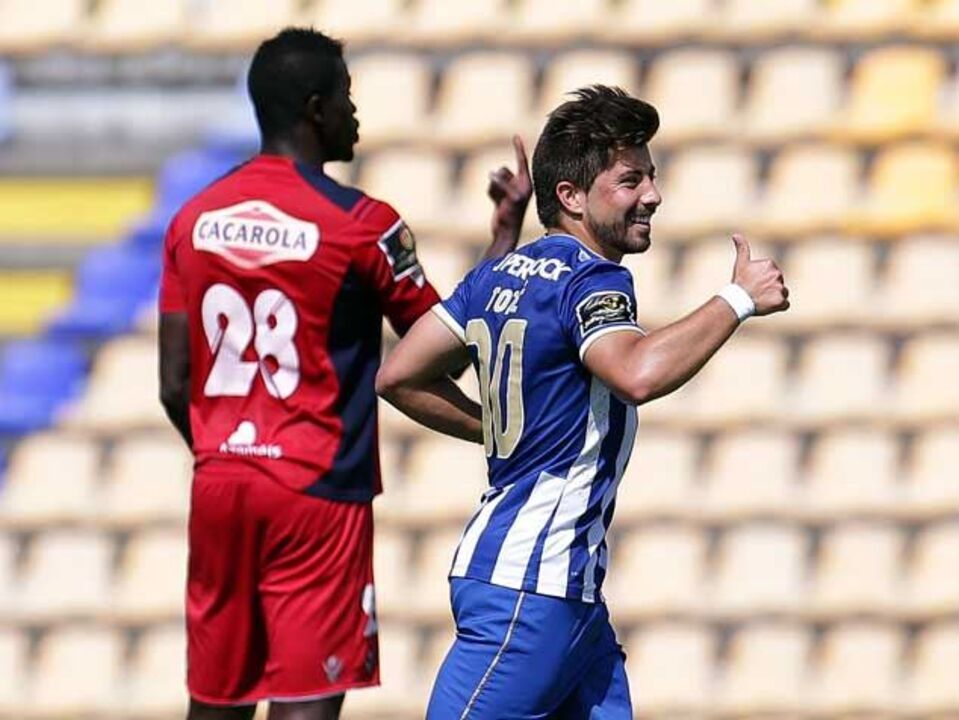 Tozé foi craque na versão B dos dragões