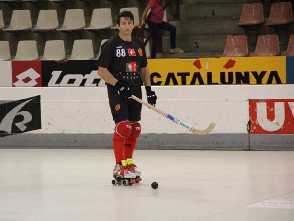 Pedro Alves tem 44 anos e ainda joga