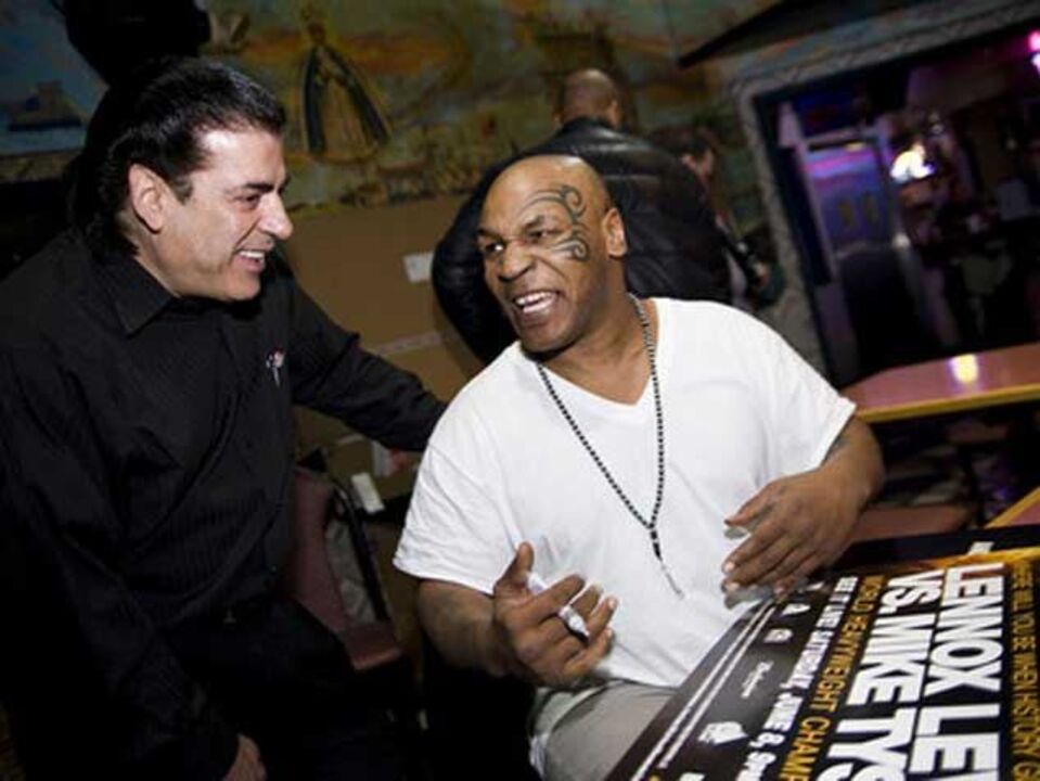 Amigo português de Mike Tyson no Passeio da Fama de Nova Jérsia