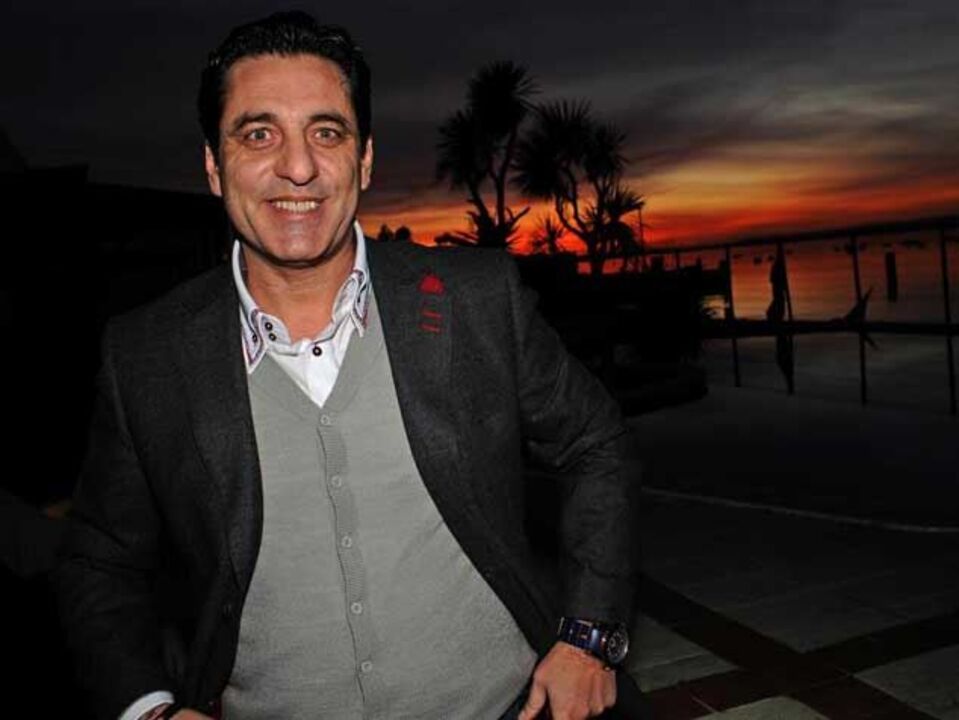 Espanhóis contra Futre