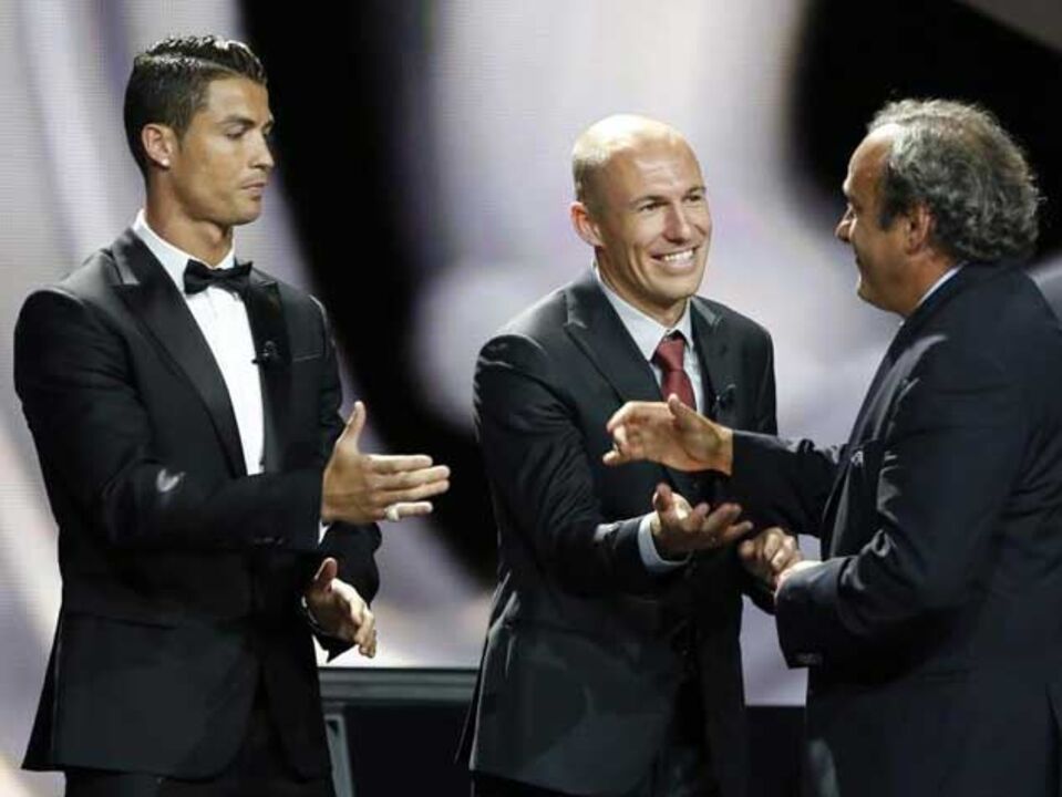 UEFA garante que Platini não tem problemas com Ronaldo