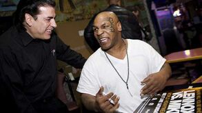 Amigo português de Mike Tyson no Passeio da Fama de Nova Jérsia