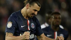 PSG vence e volta a encostar ao Marselha