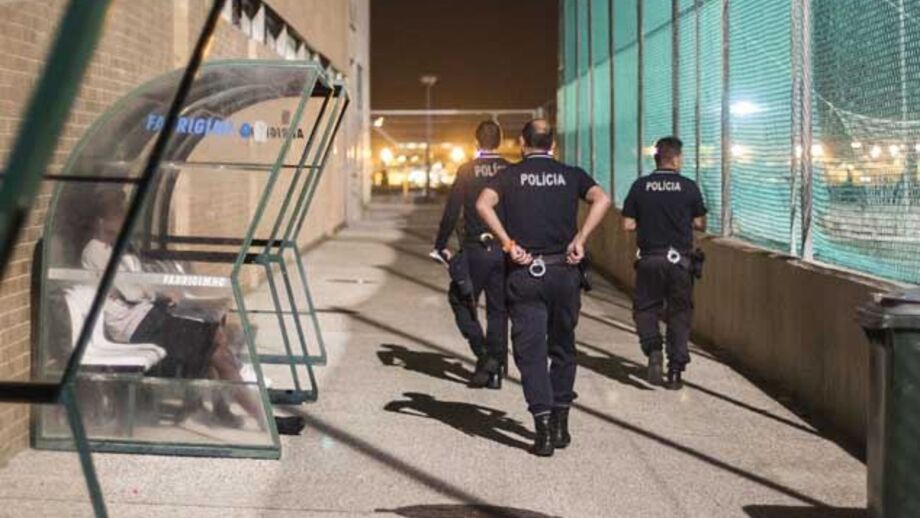 Juniores: Treinador do Algés morreu a dar a tática