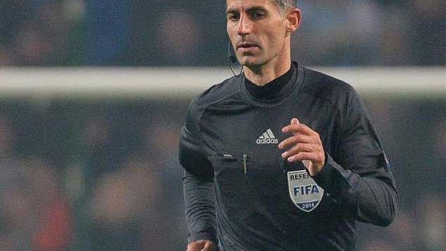 Tasos Sidiropoulos arbitra Portugal-Arménia