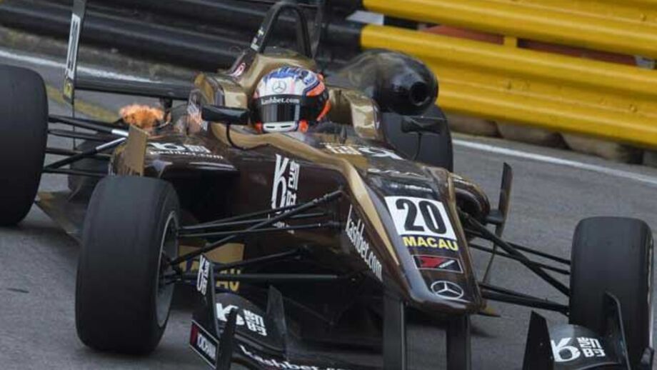 Felix Rosenqvist conquista dobradinha na Fórmula 3