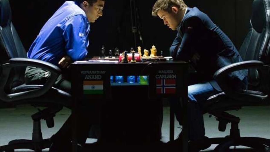 Xadrez: Magnus Carlsen e Viswanathan Anand empatados