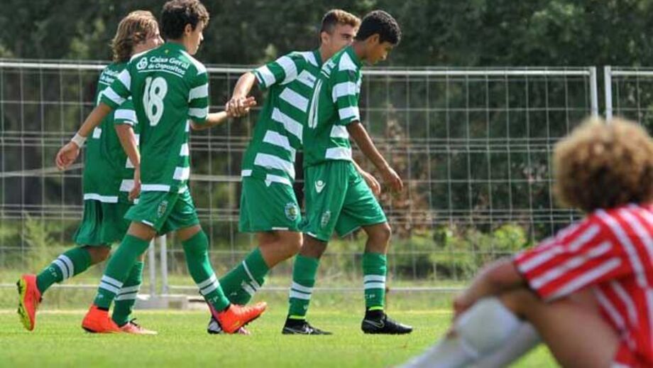 Iniciados: Sporting vence na deslocação a Oeiras
