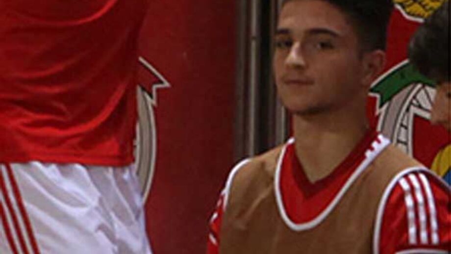 Tiago Fernandes faz história pelo Benfica