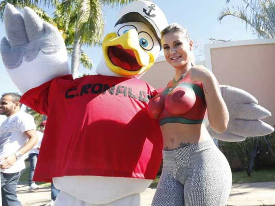 Andressa Urach já respira sozinha