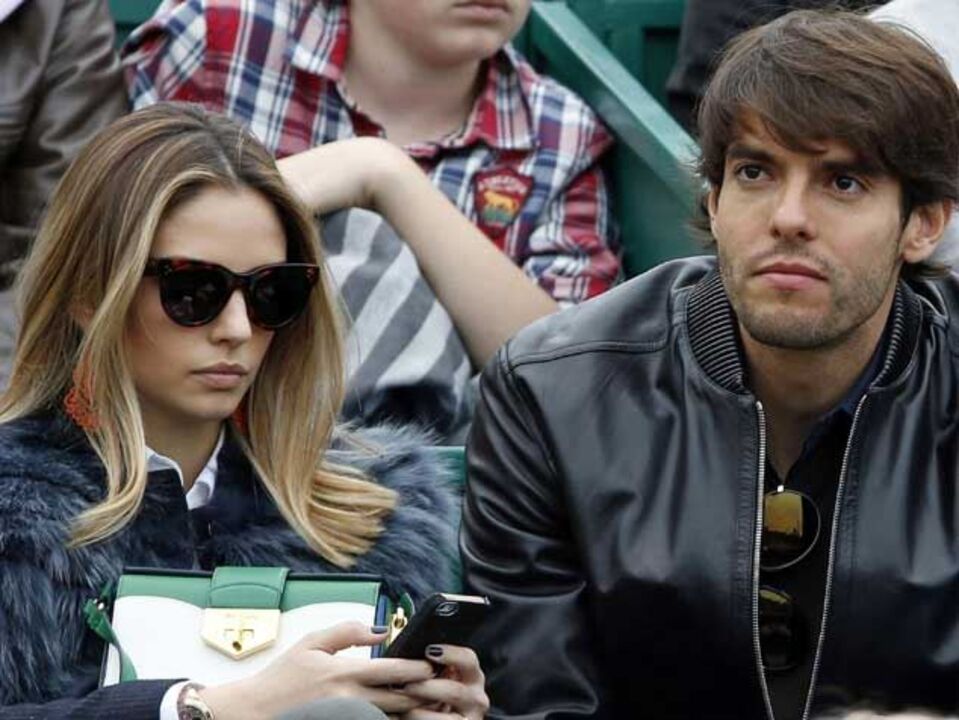 Kaká e Carol Celico evitam tribunal