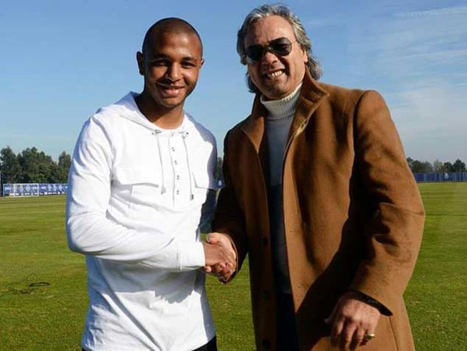 Brahimi eleito melhor jogador árabe do ano