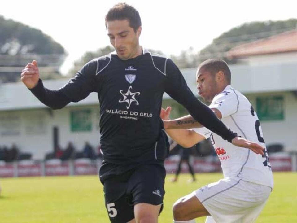 Ac.Viseu-Farense, 1-0: Tiago Gonçalves decisivo garante os três pontos