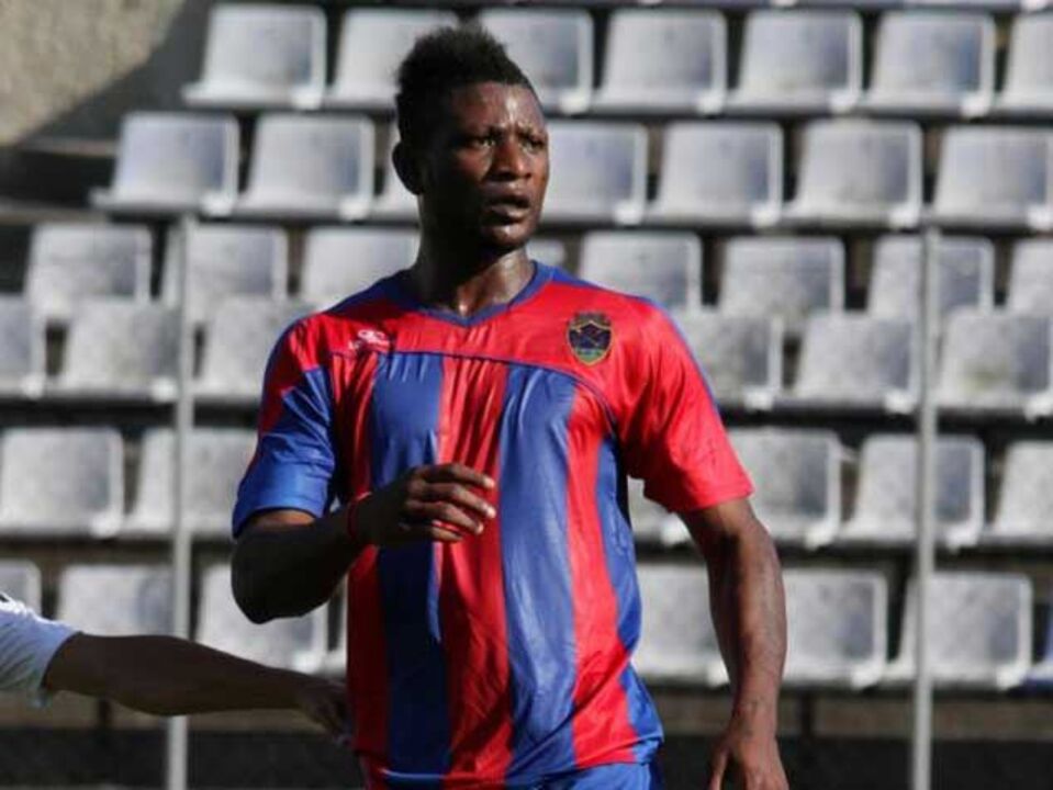 Chaves-Olhanense, 1-1: Flavienses cedem terreno com olhos na subida