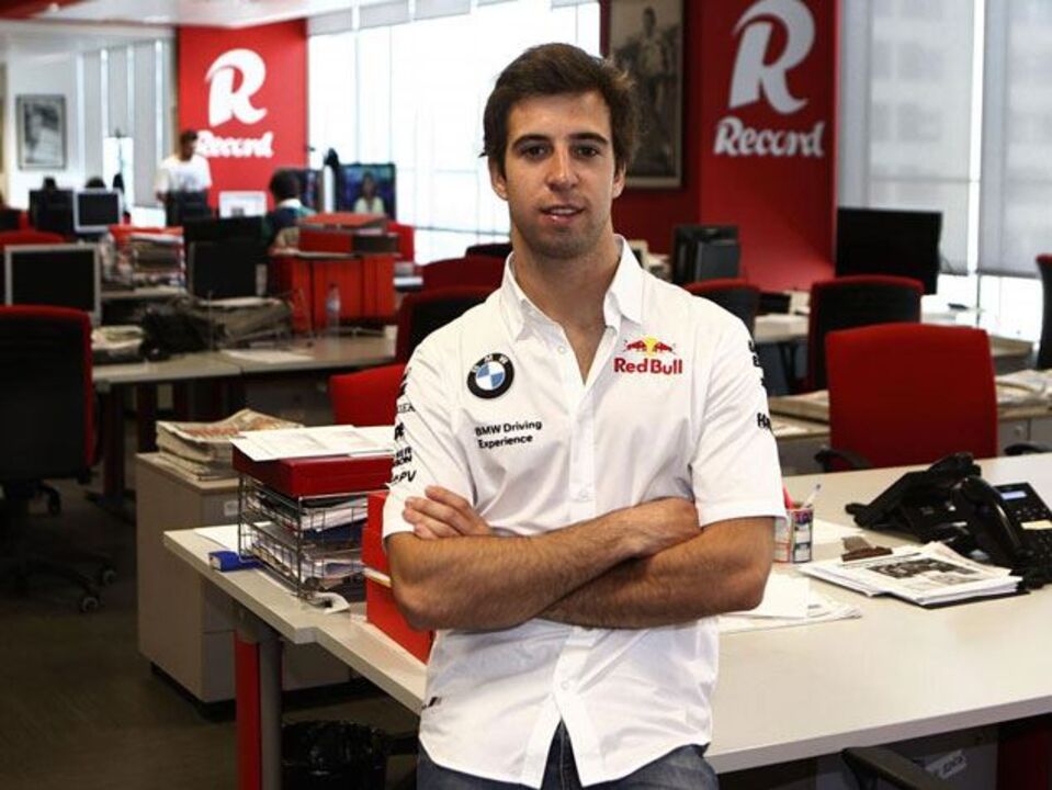 Félix da Costa continua como piloto de testes da Red Bull