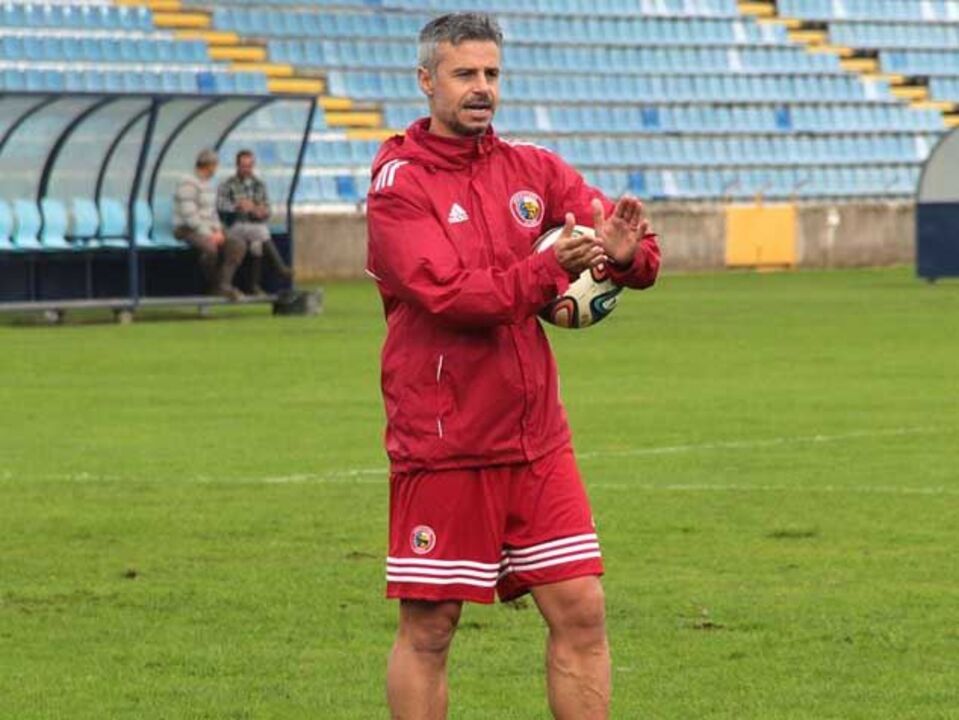 Santa Clara-Trofense, 0-0: Ainda na linha-de-água 