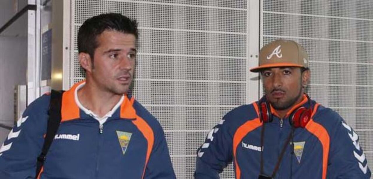 Carlitos: «Marco Silva encara de frente todos os problemas»