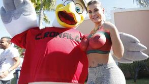 Andressa Urach já respira sozinha