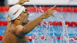 Chad Le Clos e Katinka Hosszu com recordes mundiais