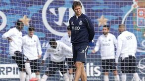 Palestra de 16 minutos na ressaca do clássico