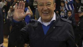 Pinto da Costa: «É mais fácil ganhar no bilhar porque não há árbitros auxiliares»