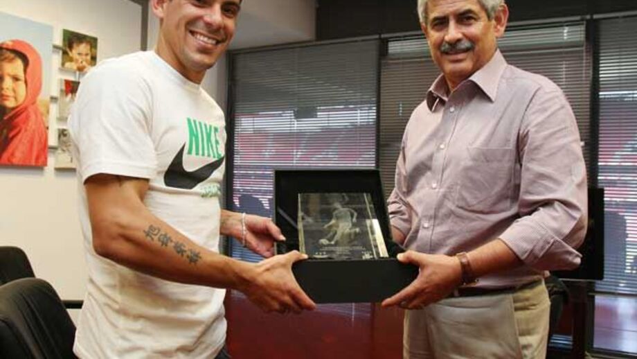 Maxi Pereira exemplar no balneário