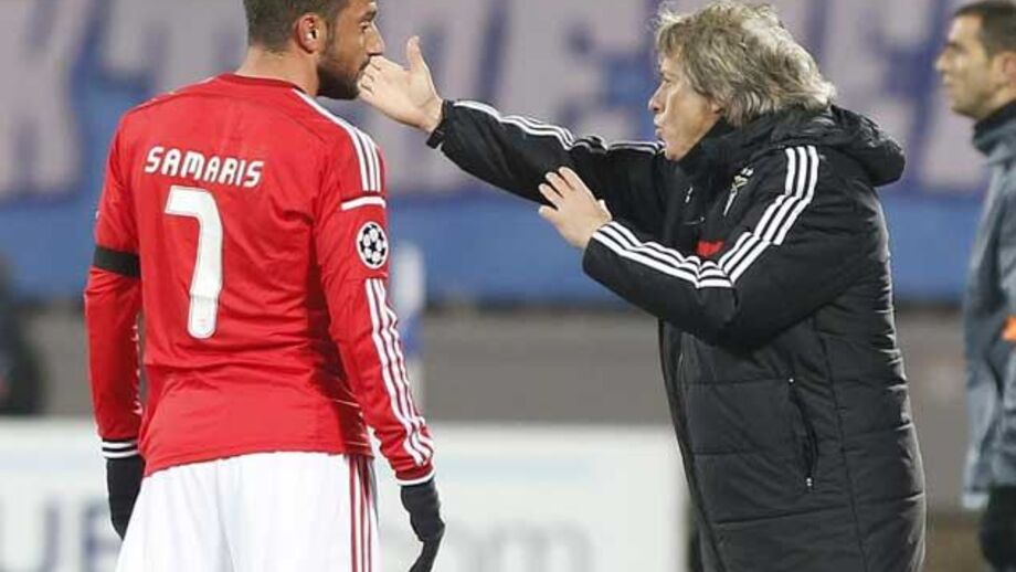 Médio-defensivo em metamorfose