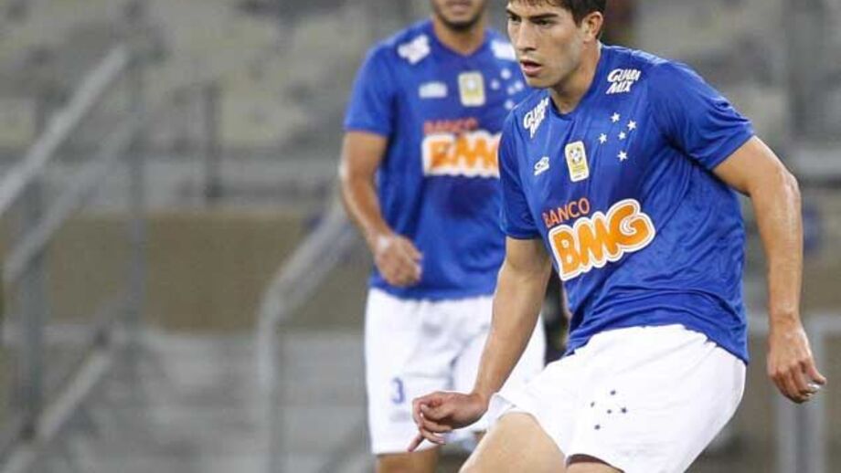 Lucas Silva pode chegar já em janeiro