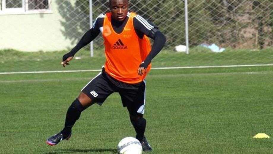 Academista Oualembo nos convocados do Congo