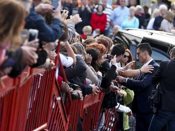 Cristiano Ronaldo deixa Madeira em alvoroço