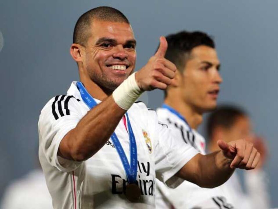 Merengues querem renovar com Pepe