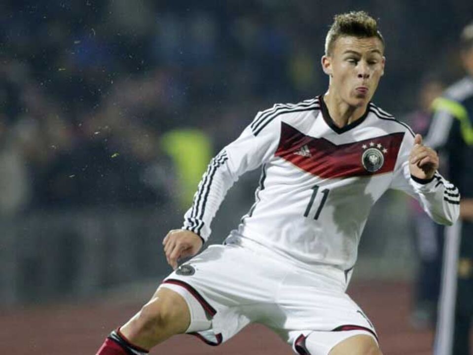 Bayern Munique contrata Joshua Kimmich