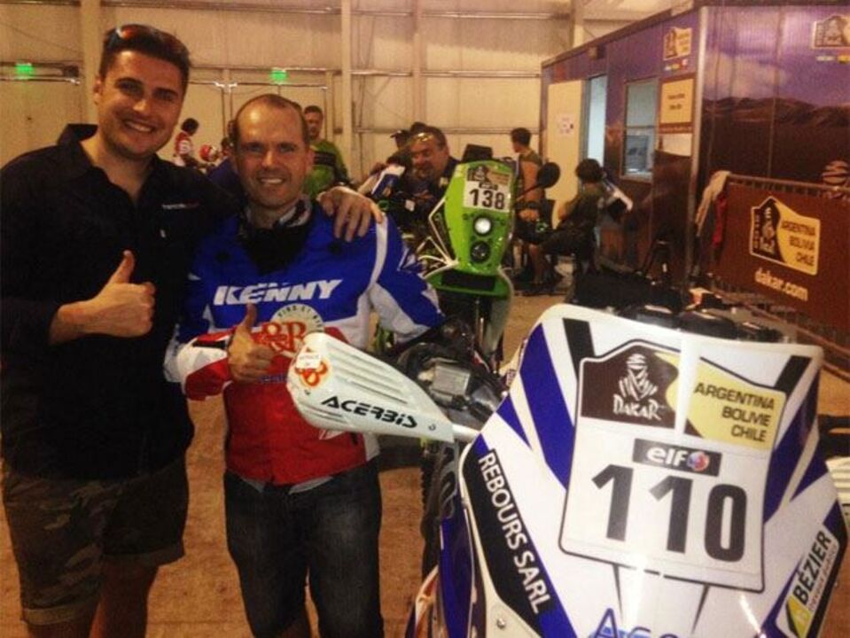 Dakar'2015: Motard francês hospitalizado após choque com Carlos Sainz
