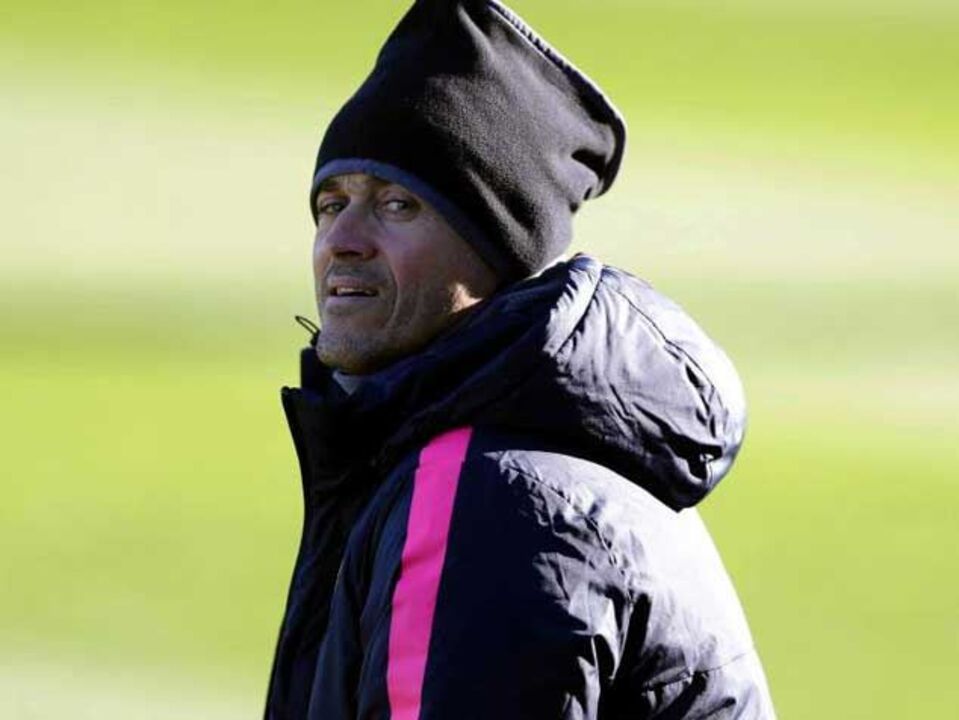 Luis Enrique "ganha" estatuto de "pior treinador do Mundo"