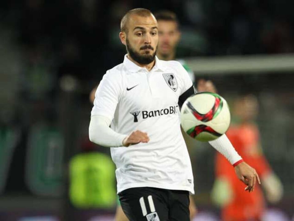 Primeiro hat trick do capitão vitoriano