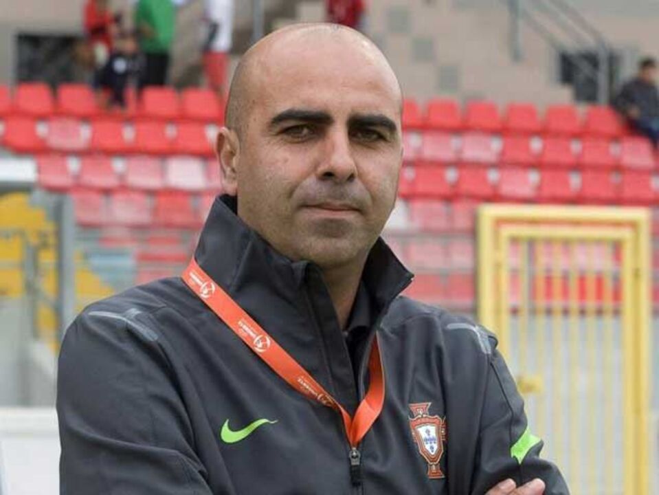 Benfica e Sporting dominam convocados