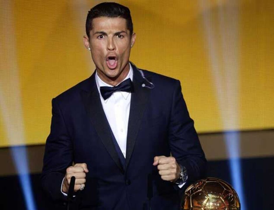 Cristiano Ronaldo eleito melhor jogador português de sempre