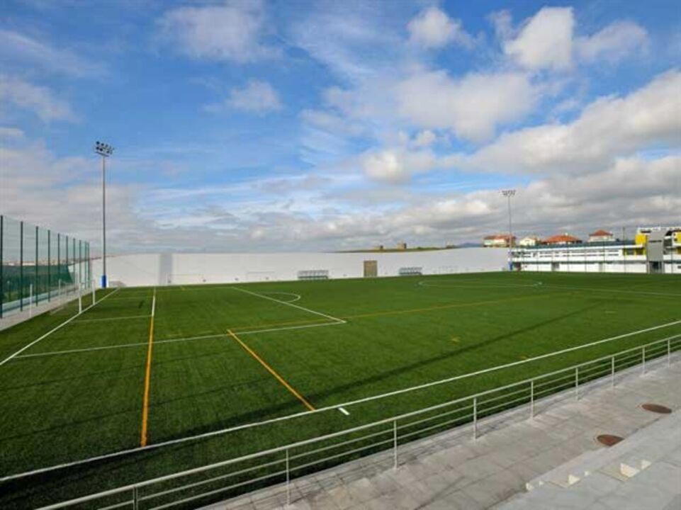 Câmara de Oeiras inaugura sábado Complexo Desportivo de Porto Salvo