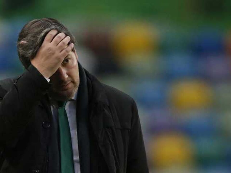 Bruno de Carvalho lamentou assobios 