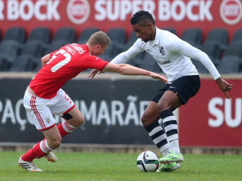 V. Guimarães B-Benfica B, 4-1: Águias goleadas no Minho
