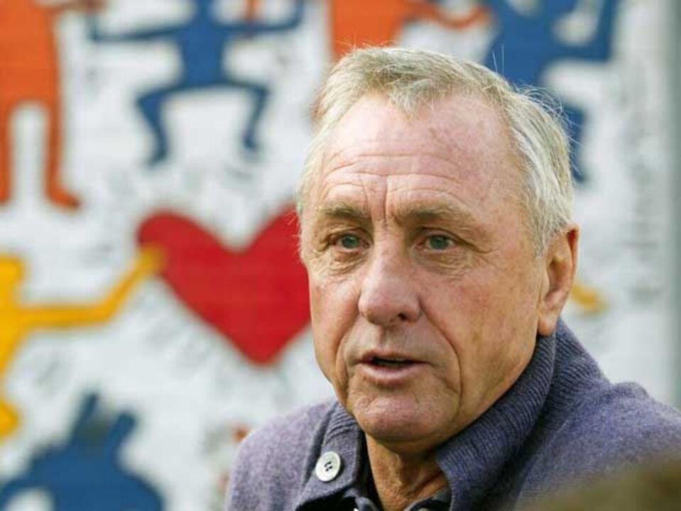 Cruyff: «Bola de Ouro para Ronaldo é um absurdo»