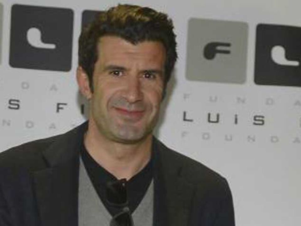 Figo diz que Champions vai ter luta a quatro 