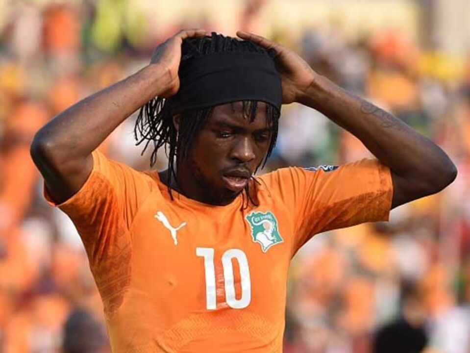 Gervinho leva dois jogos de suspensão