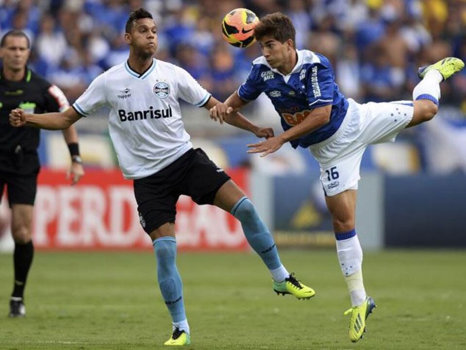Cruzeiro confirma Lucas Silva nos merengues