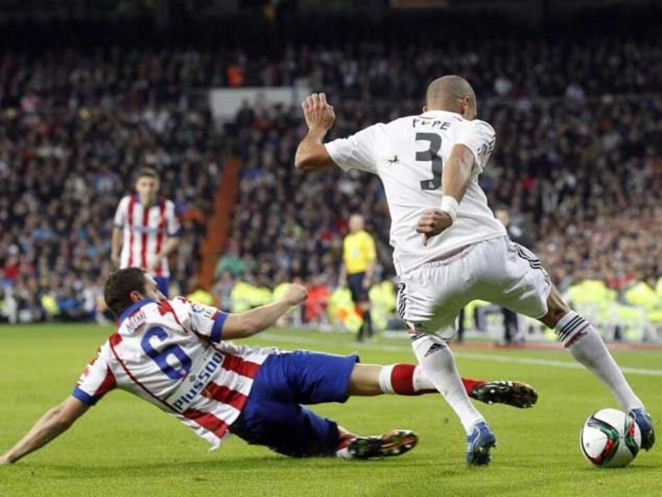 Pepe ausente mais um mês