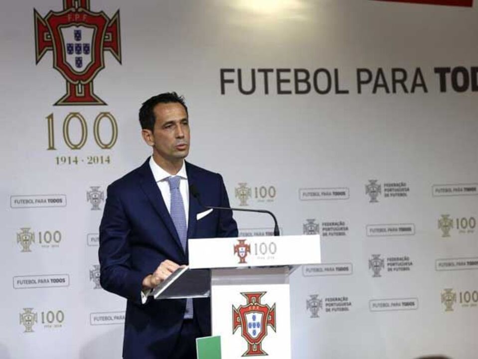 Proença: «Sou do Benfica, heterossexual e de esquerda»