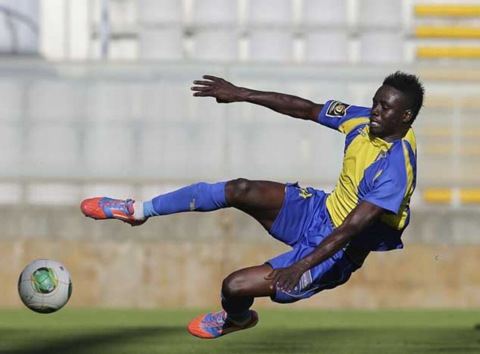 Ac. Viseu-Chaves, 1-1: Empate chegou nos descontos